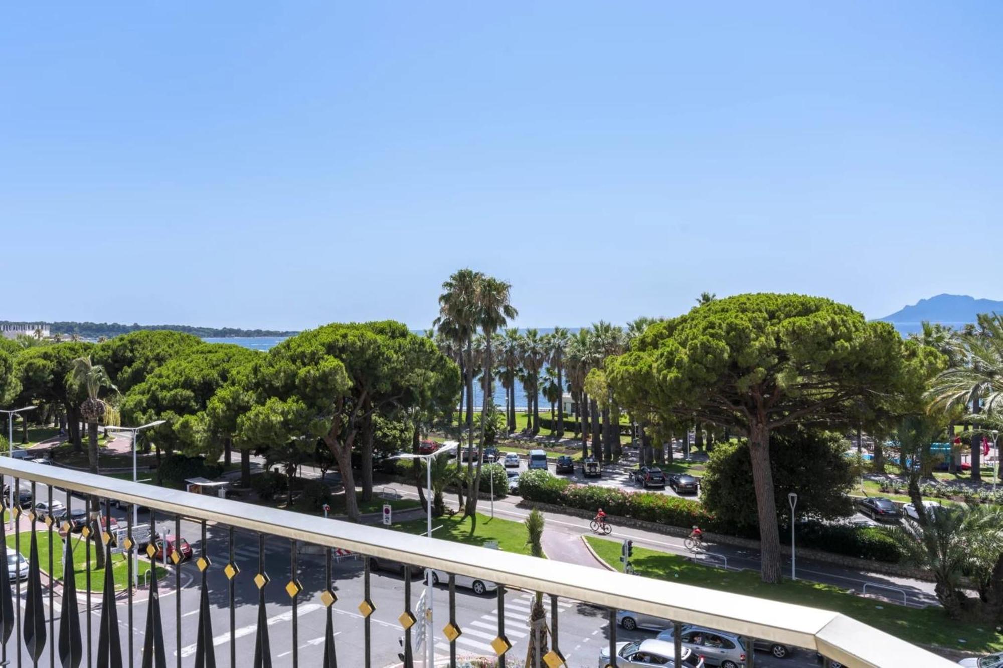Appartement Ref 1987 - Croisette - To Rent Sea View