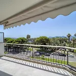 Ref 2012 - Cannes Croisette - Apartment To Rent Sea View