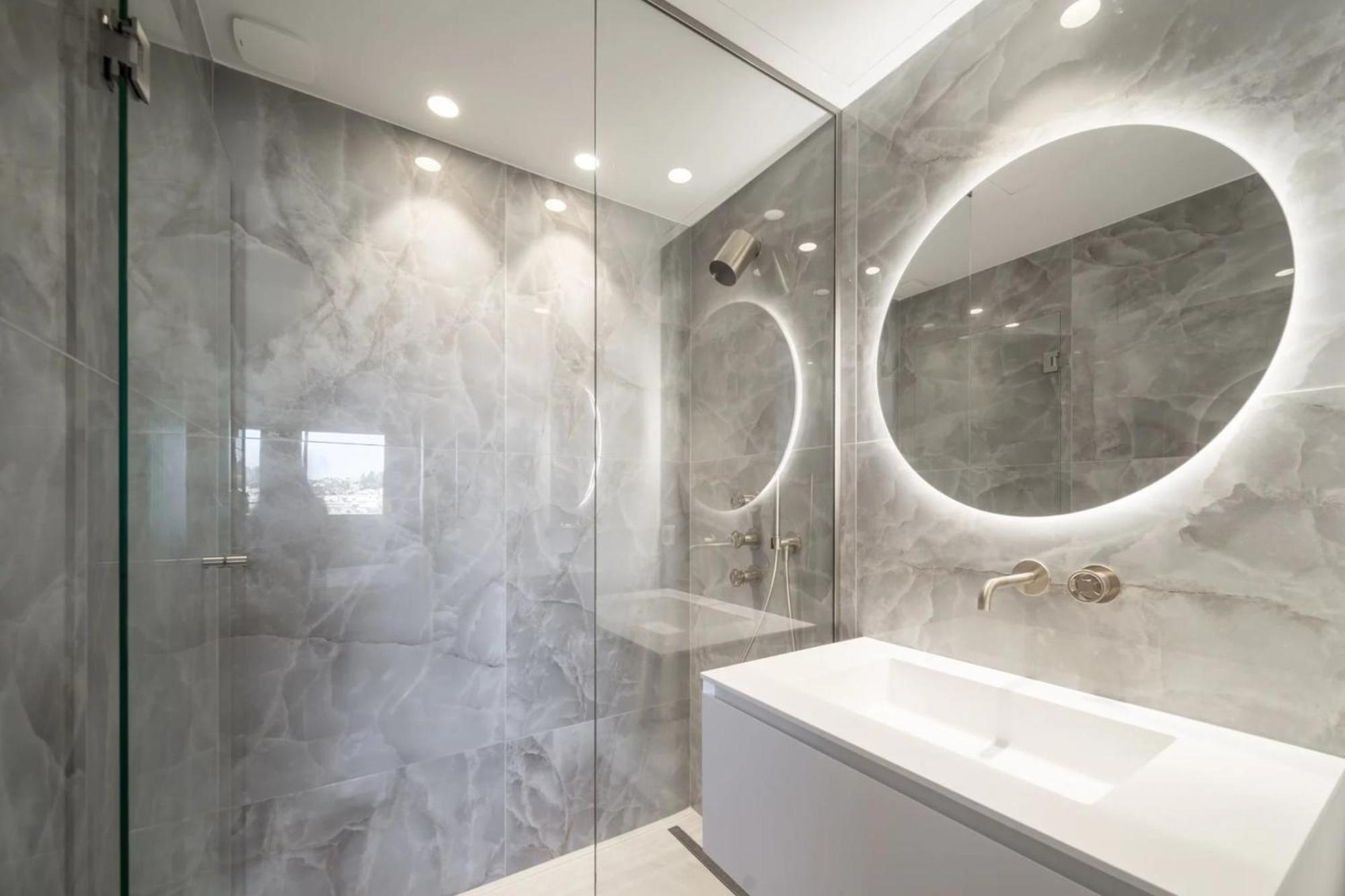 Ref 2012 - Croisette - To Rent Sea View Apartment *